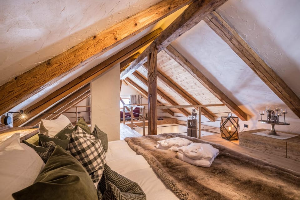 Property building, Living room