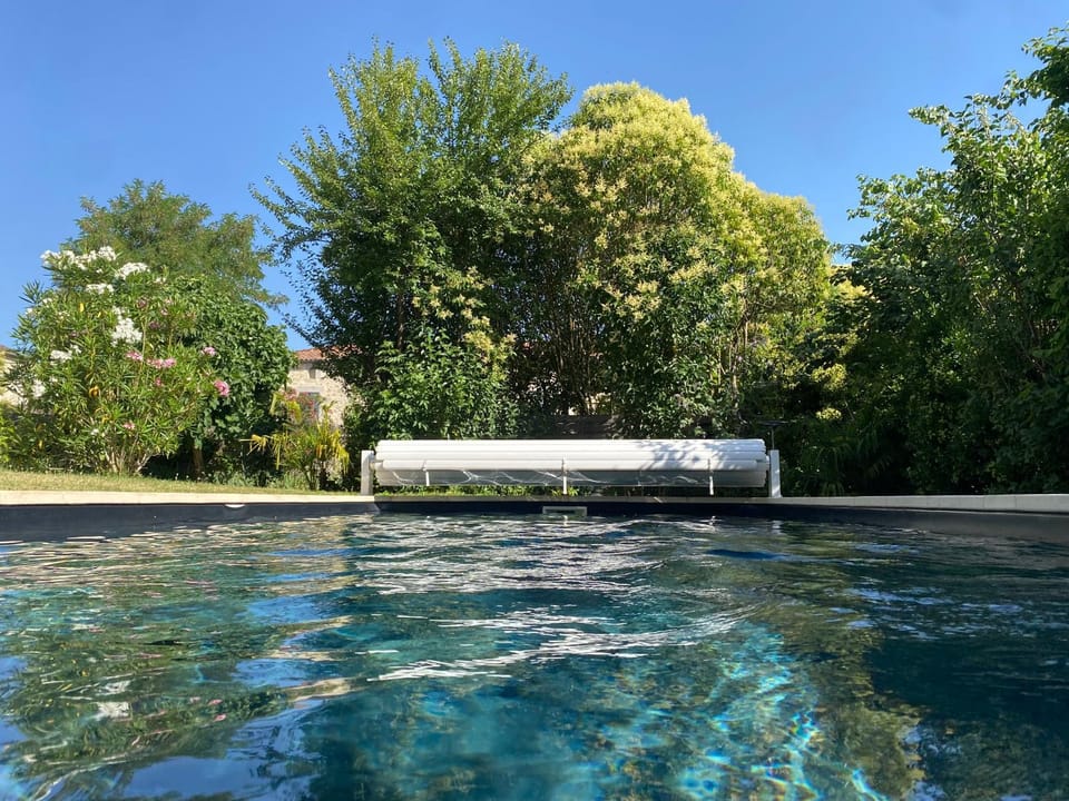 Swimming pool, Swimming pool