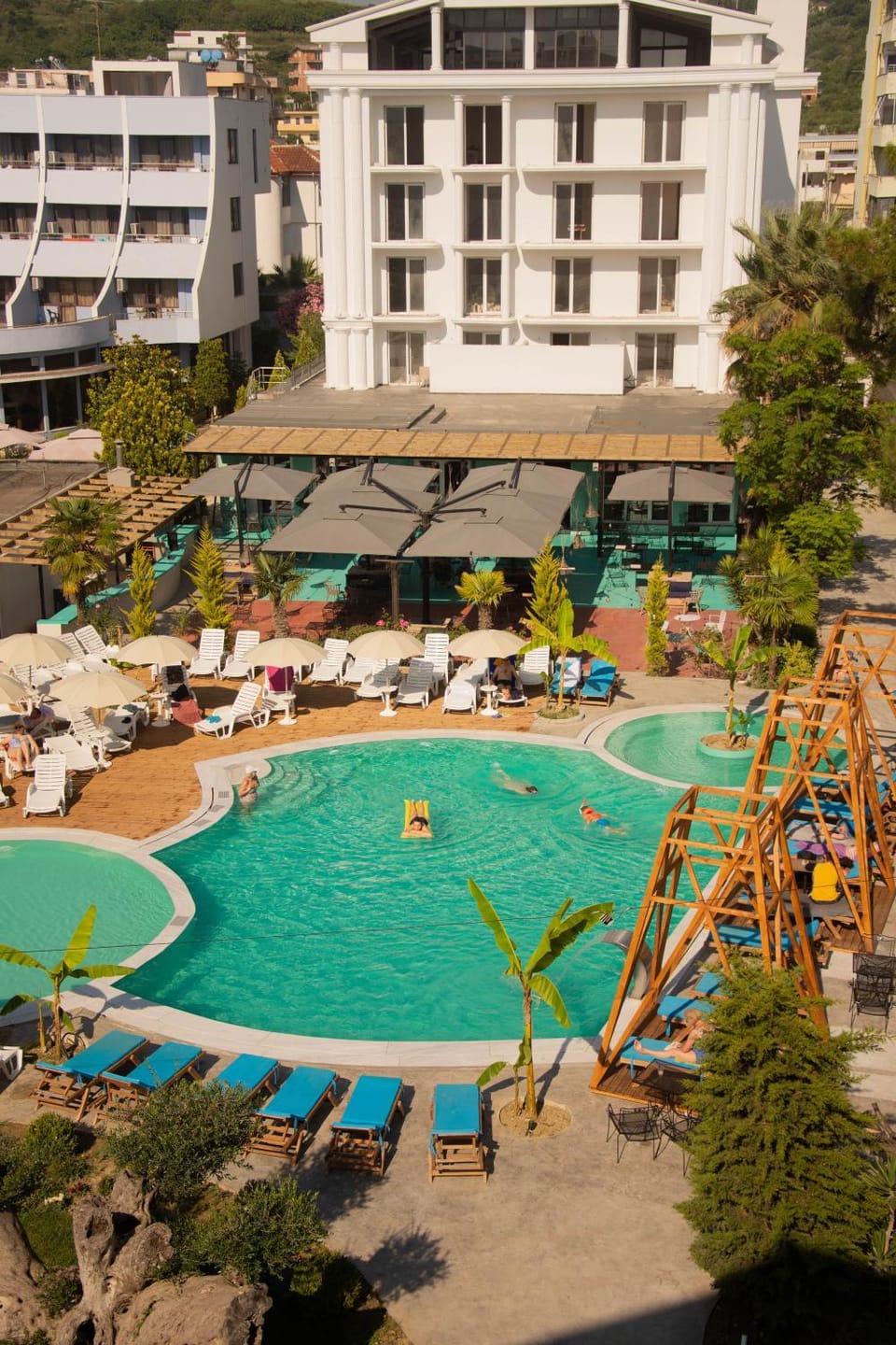 Evening entertainment, Pool view, Swimming pool, Swimming pool, sunbed