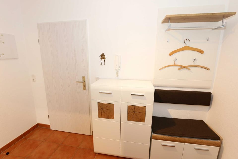 Haus Holstein - Wohnung 11 mit Balkon Apartment in Sellin