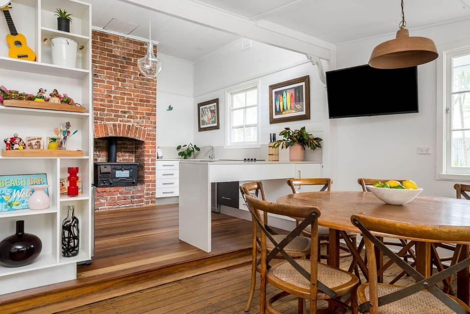 TV and multimedia, Kitchen or kitchenette, Dining area, minibar, pet friendly, stove
