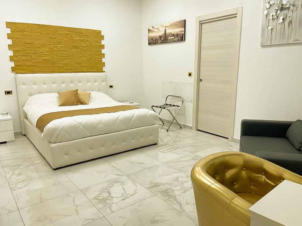 Royal Central Room Bed and Breakfast in Bologna