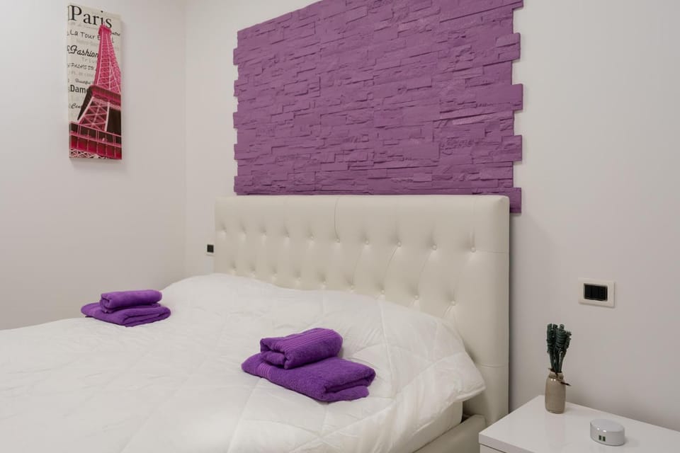 Royal Central Room Bed and Breakfast in Bologna