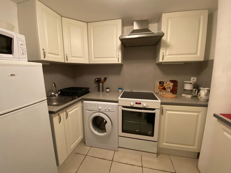 Communal kitchen