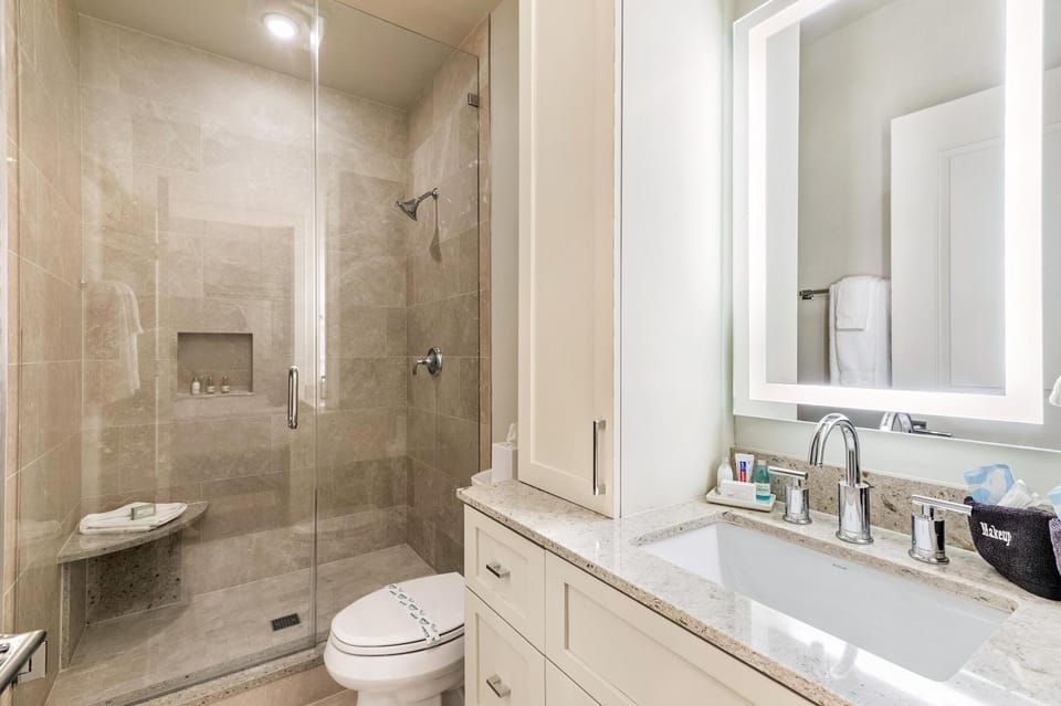 The Desire Apartment in Warehouse District