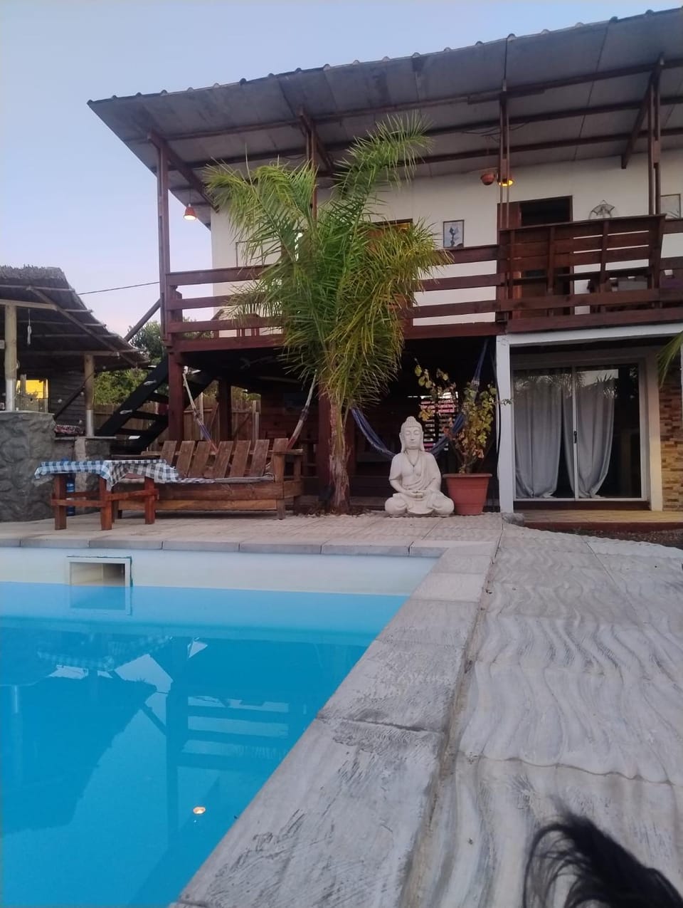 Property building, Day, Pool view, Swimming pool, sunbed