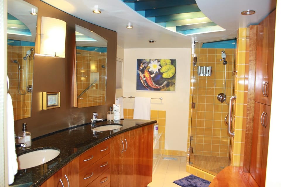 Crash Pad Bed and Breakfast House in Port Angeles