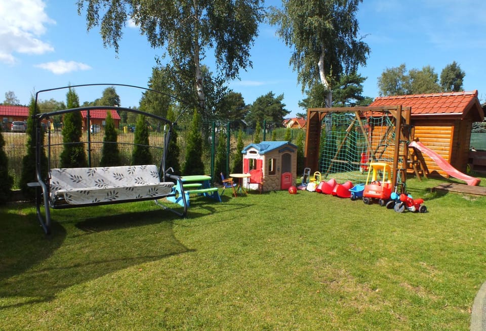 Willa Laura Rowy - Apartamenty nad morzem Apartment hotel in Pomeranian Voivodeship