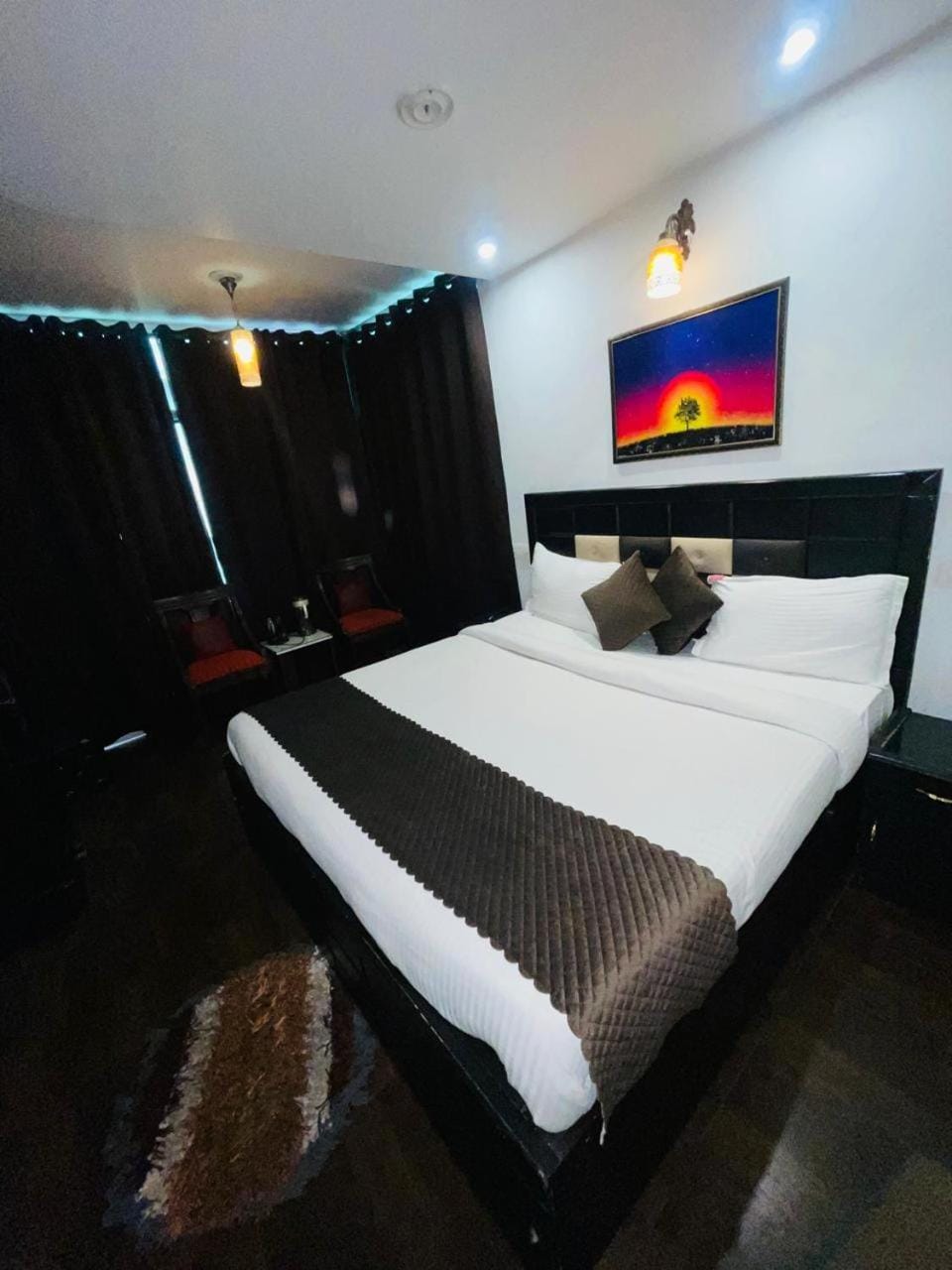 Upper city heart hotel#Mountain View naddi##Cheap Hotel Best Prices Guaranteed with Deals#Free Parking#cricket stadium 8 km#Mcleodganj 2 km- Bhagsunag 4 km Hotel in Punjab, India