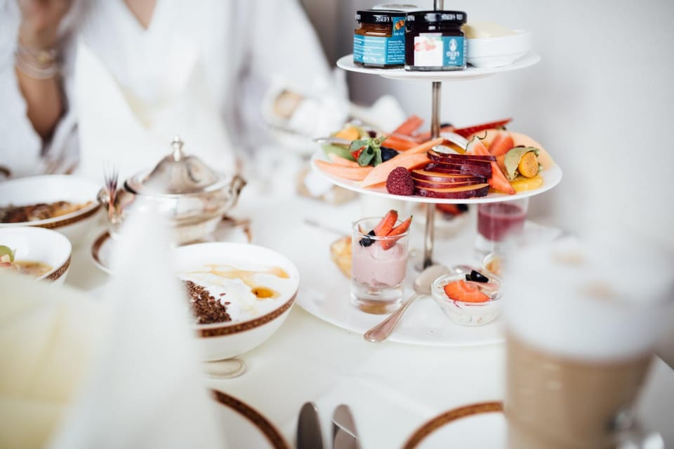 Breakfast, Buffet breakfast