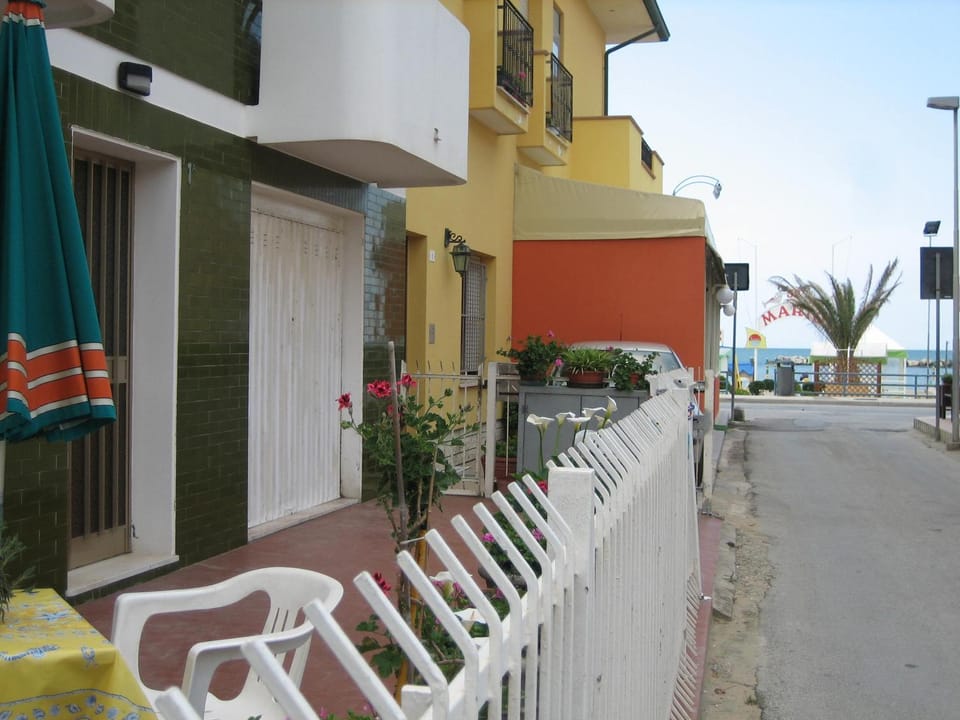 DA ALBY APPARTAMENTO SUL MARE Viserbella vicino alla fiera di rimini Apartment in Emilia-Romagna