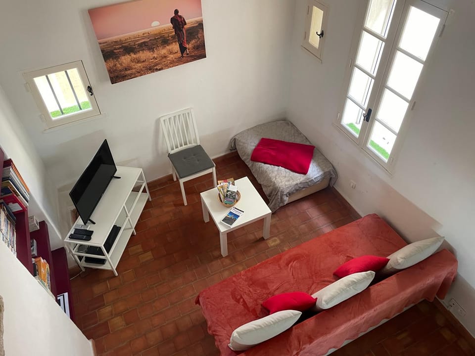 Studio cosy dans le centre-ville historique Apartment in L'Isle-sur-la-Sorgue