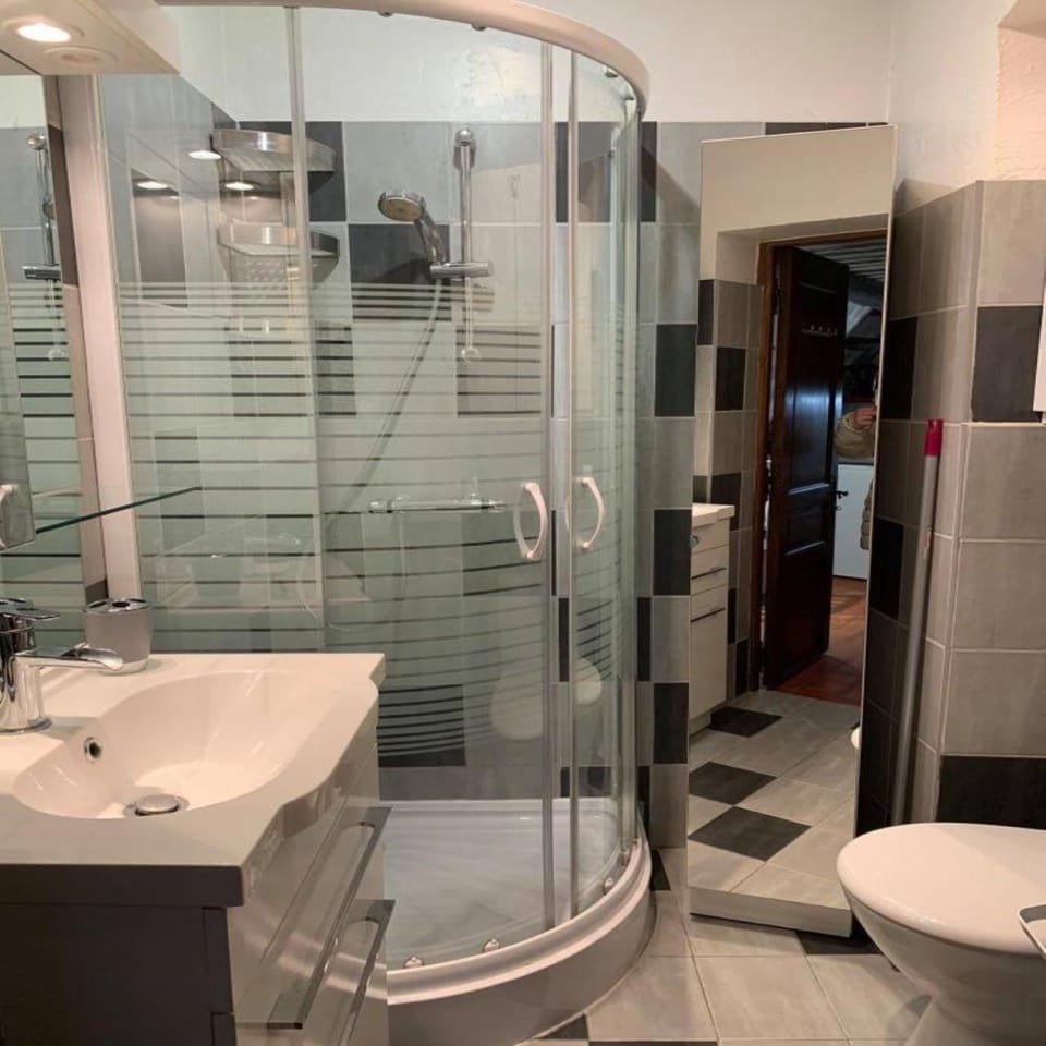 Bathroom, Other