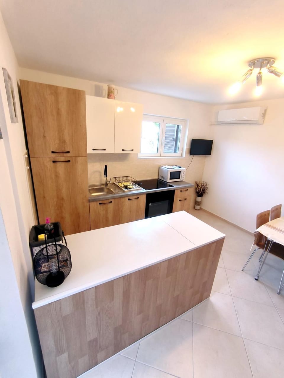 TV and multimedia, Kitchen or kitchenette, oven