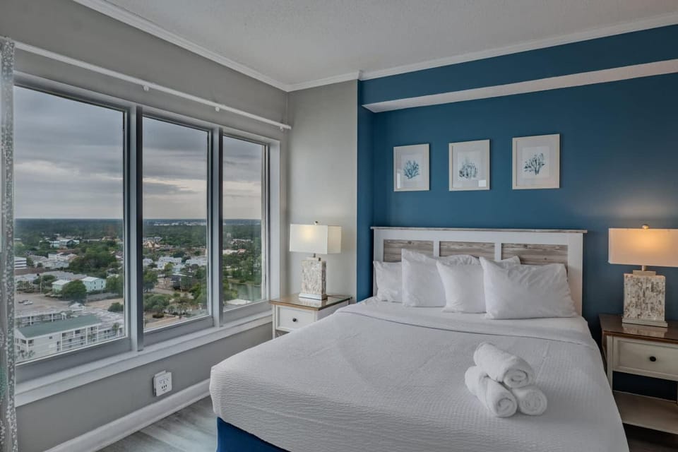 Immaculate 2 Bedroom Apartment with Stunning Views! Palace Resort 2113 House in Myrtle Beach