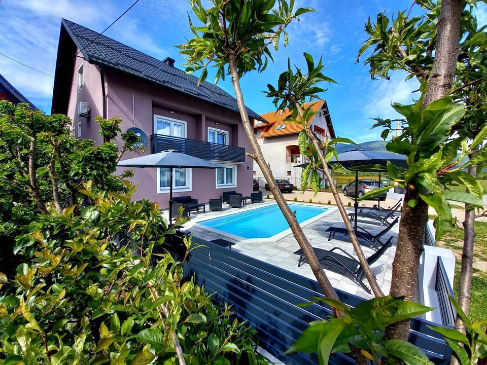 Property building, Swimming pool