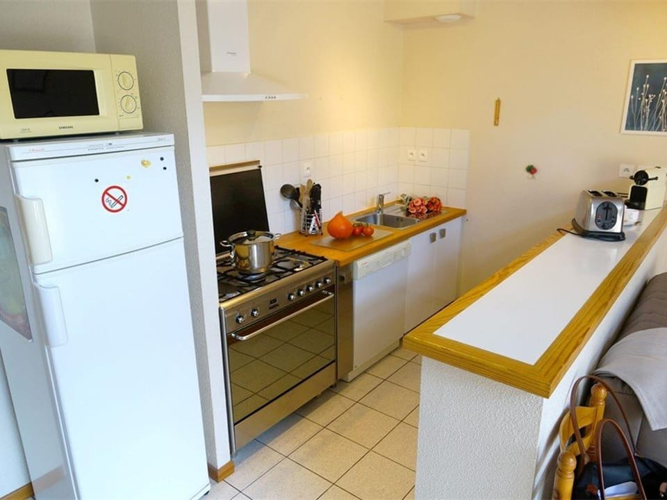 Maison calme à Juzet-de-Luchon avec jardin, terrasse, parking, et wifi - FR-1-313-157 House in Catalonia