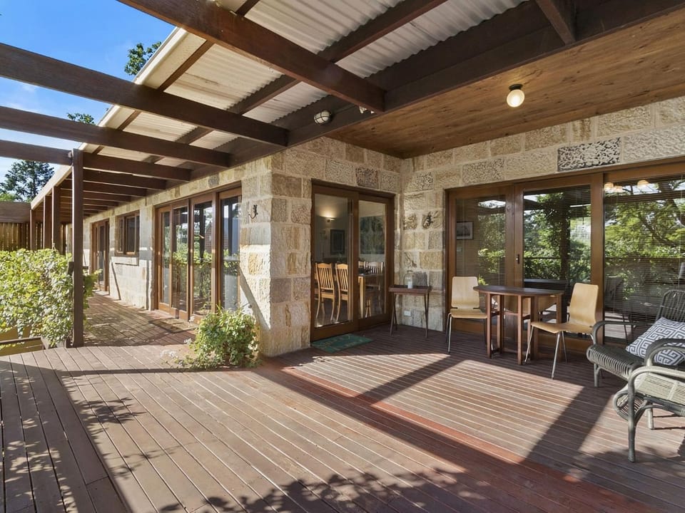 Property building, Balcony/Terrace