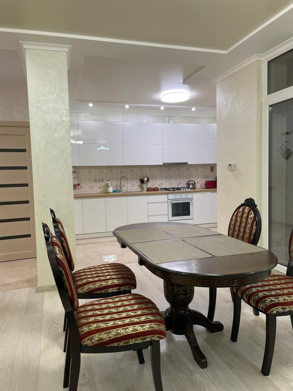 апартаменти люкс роксолани 16 Apartment in Lviv Oblast