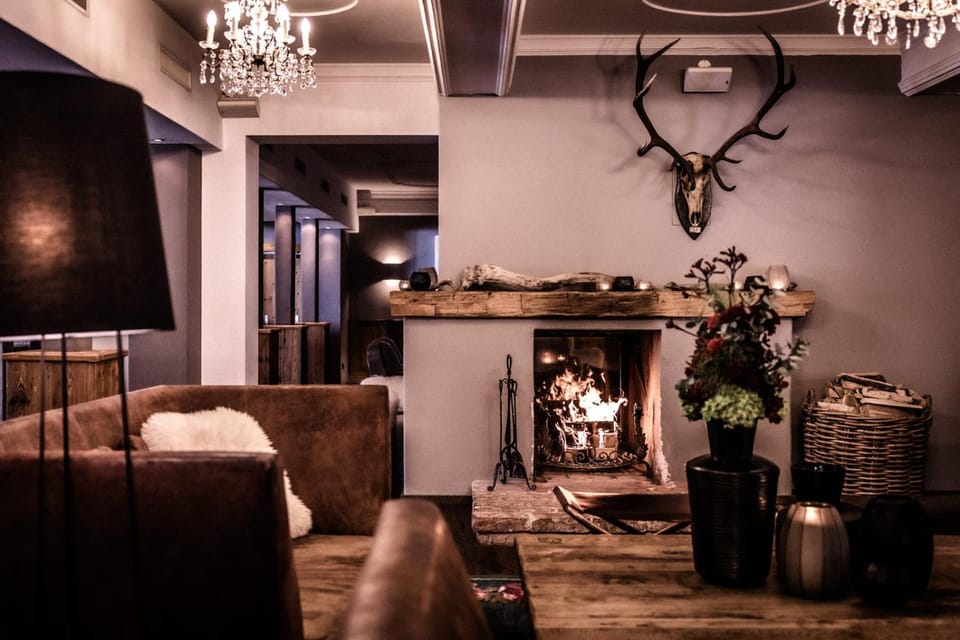Lounge or bar