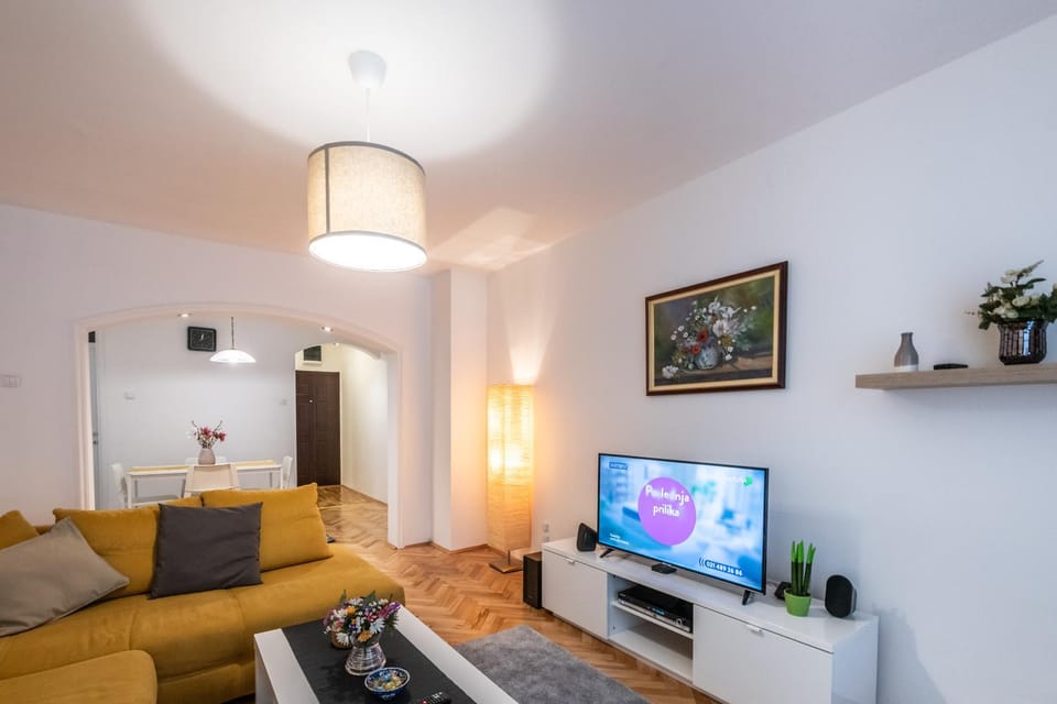 TV and multimedia, Living room