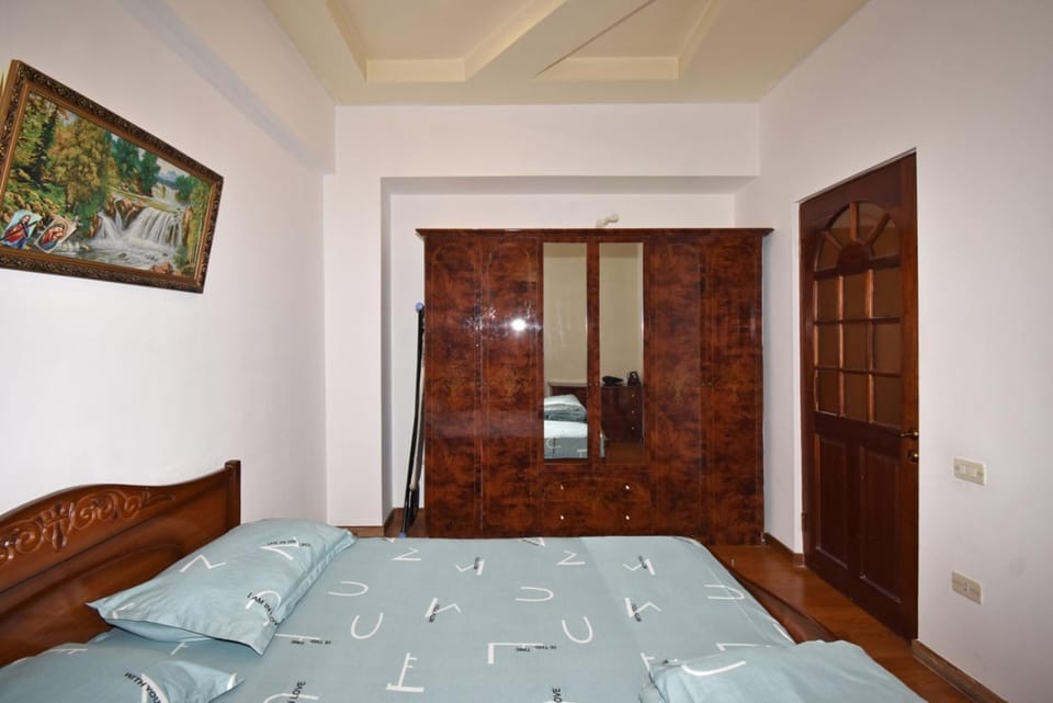 Bed, Bedroom, wardrobe