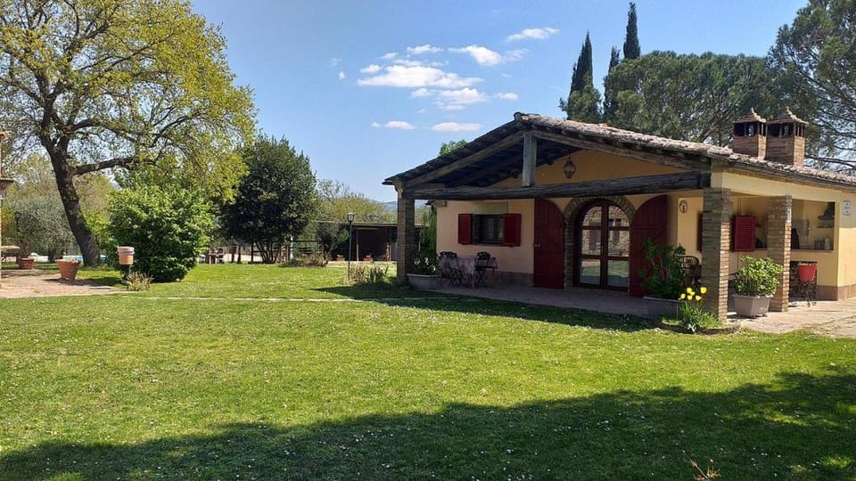 Podere La Vecchia Fornace Apartment hotel in Tuscany