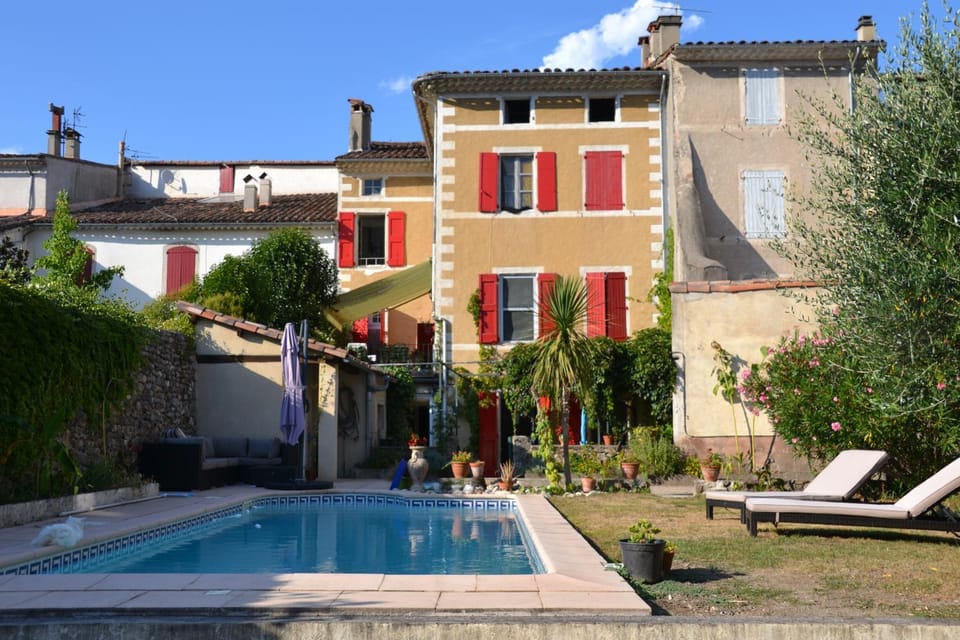 Property building, Garden view, Swimming pool