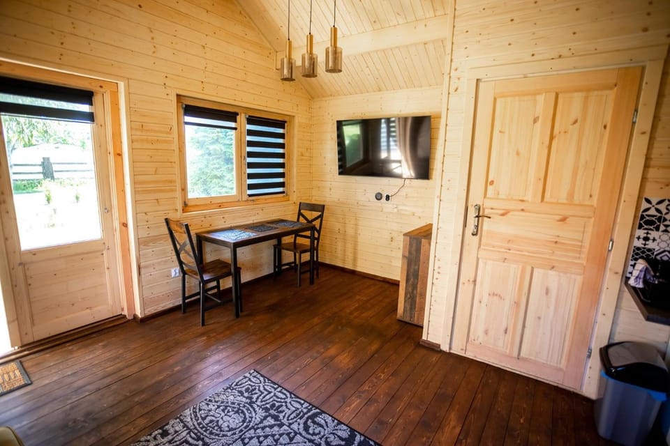 TV and multimedia, Dining area