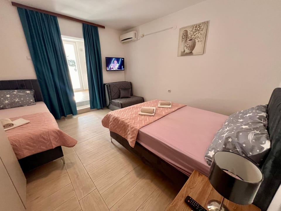 Guesthouse Civovic Bed and Breakfast in Montenegro