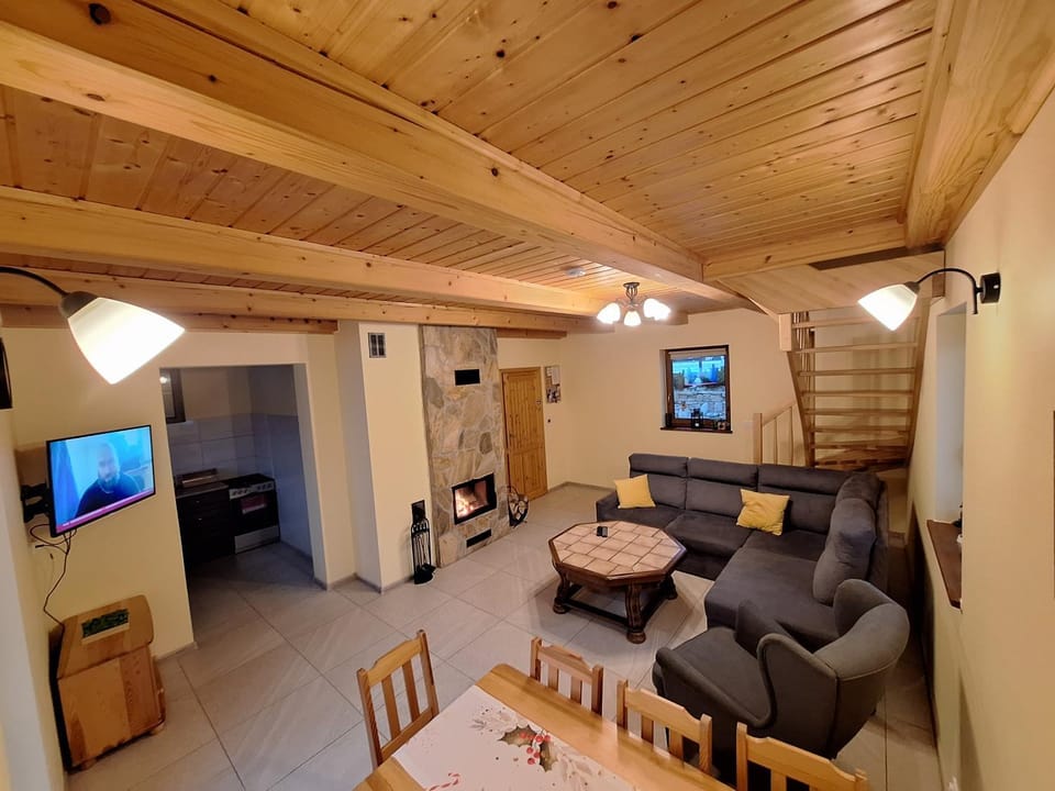 Górskie Zacisze Kamienica Chalet in Lower Silesian Voivodeship
