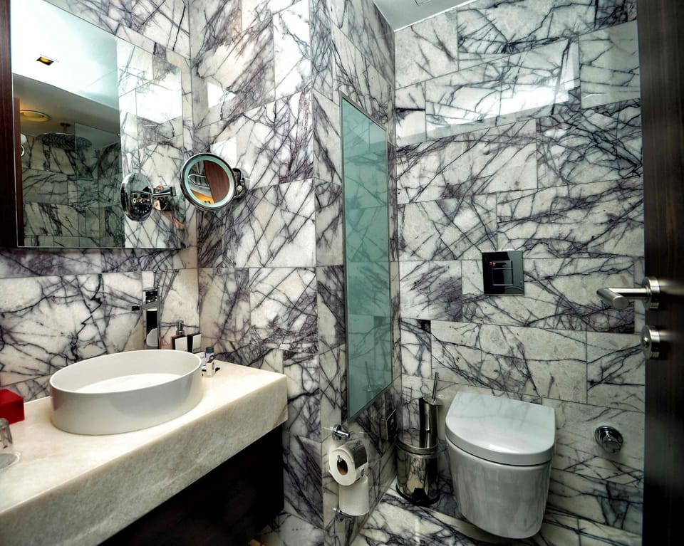 Toilet, Bathroom