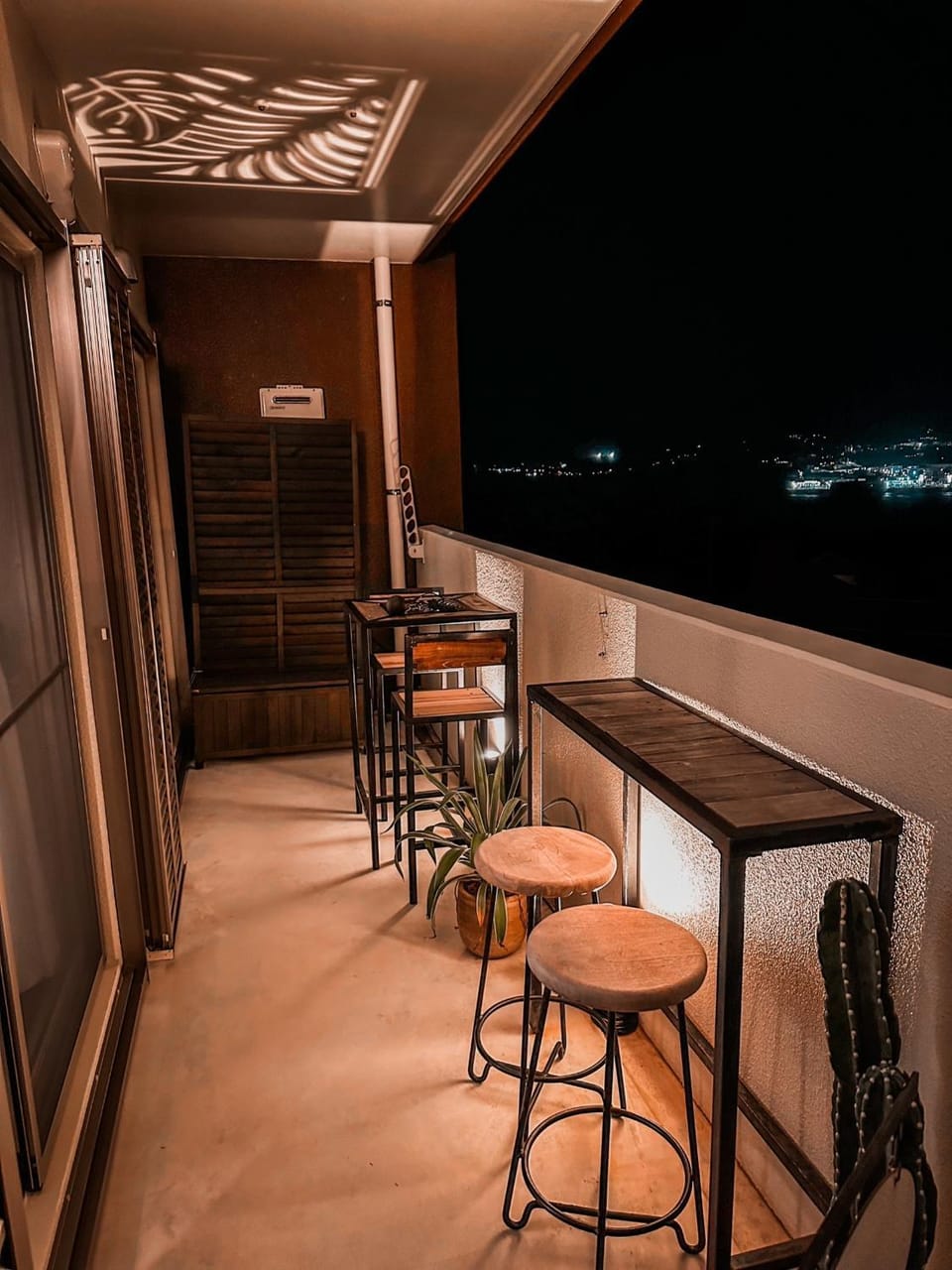 瀬底島オーシャンビュー アンチ浜徒歩3分 3ベッドルーム オーシャンテラス瀬底 Room403 Apartment in Okinawa Prefecture