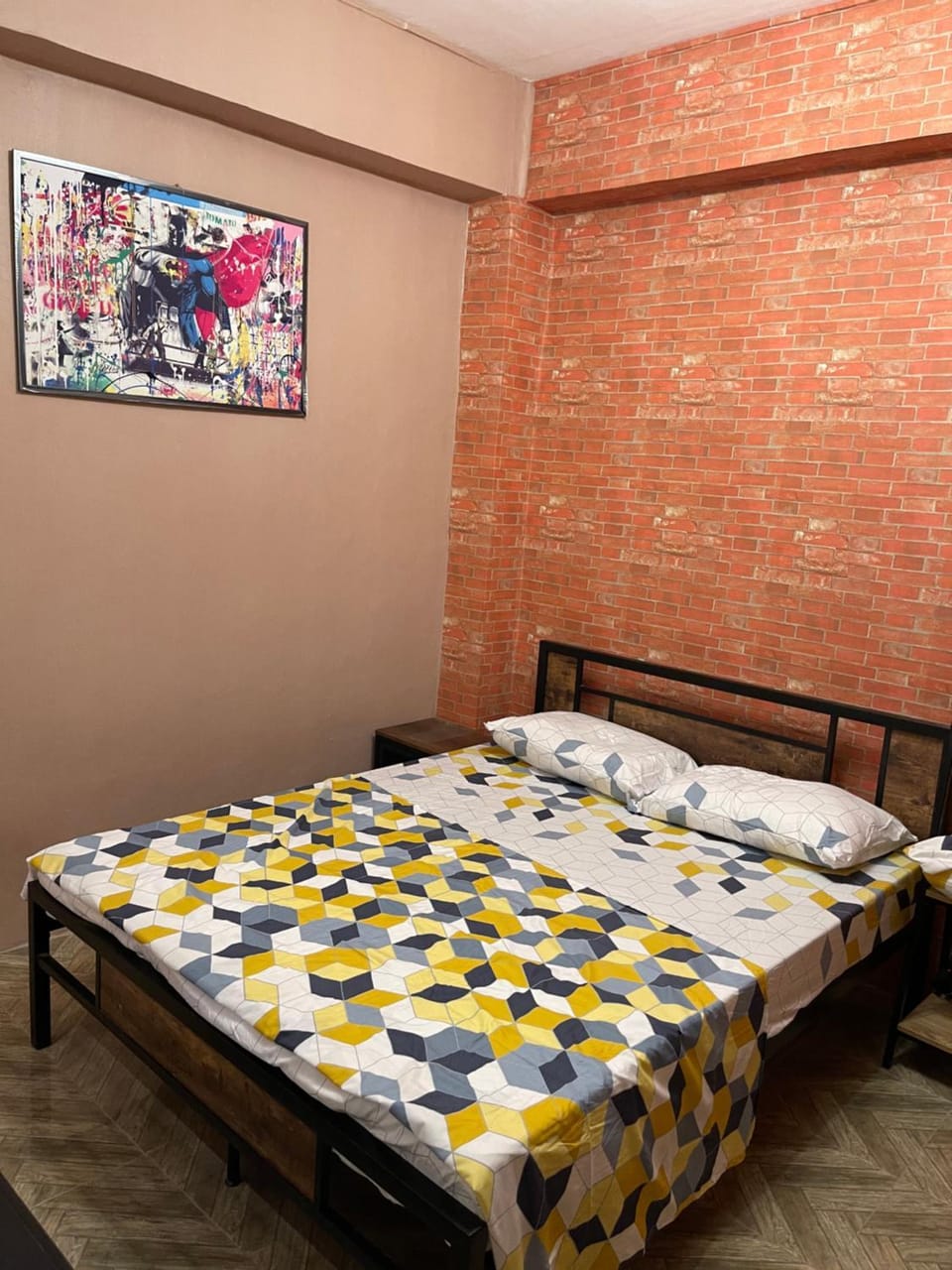 Staycation Cozy Comfortable STAY Hotel QualitY fast Internet Worldwide Channel Cable TV Gaming Netflix Sanitize Apartment in Manila City