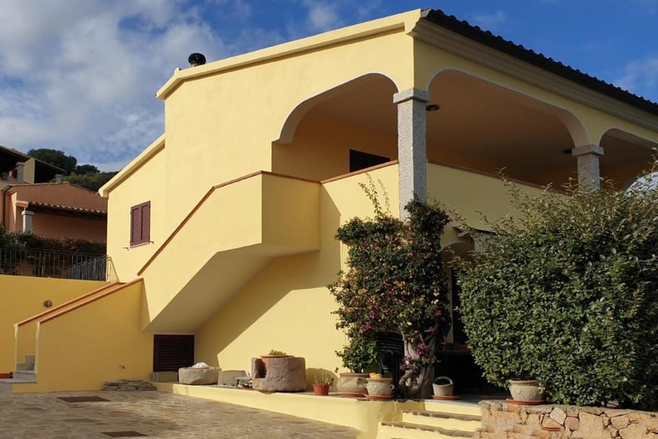 Property building, Facade/entrance
