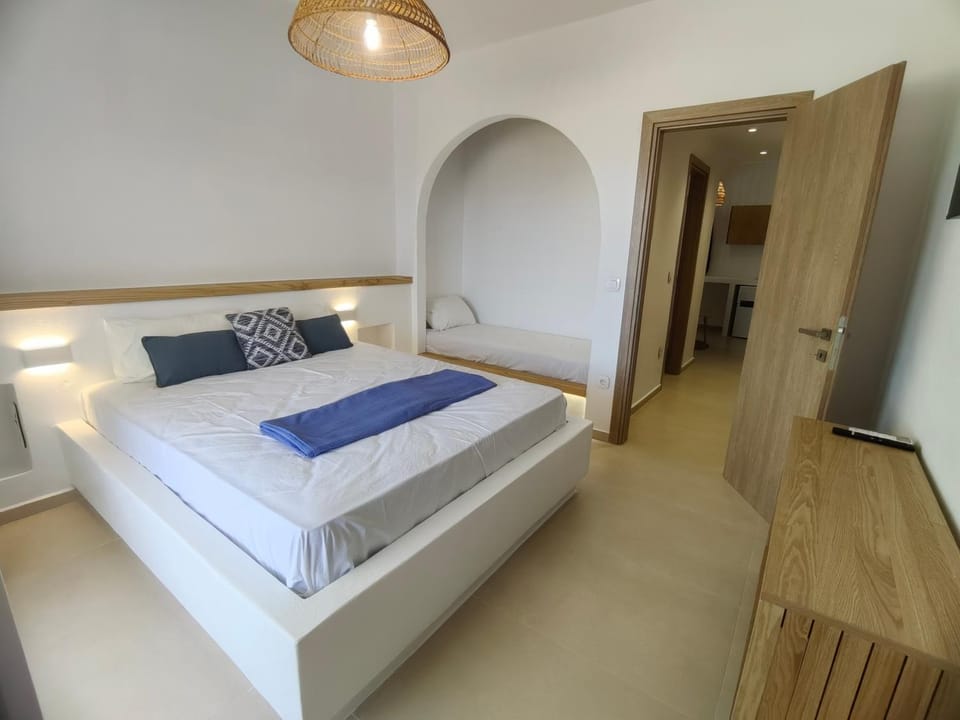 Bed, Photo of the whole room, Bedroom, towels, wardrobe