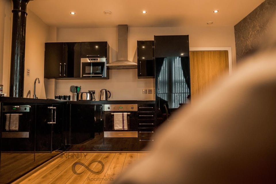 Contractor Bookers Liverpool City Centre Apartment in Liverpool