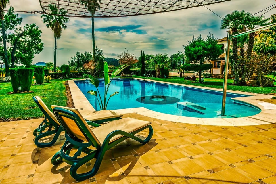 LA VINYA GRAN Villa in Raiguer