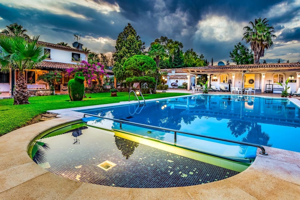 LA VINYA GRAN Villa in Raiguer