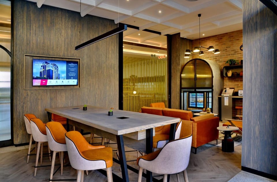 Meeting/conference room