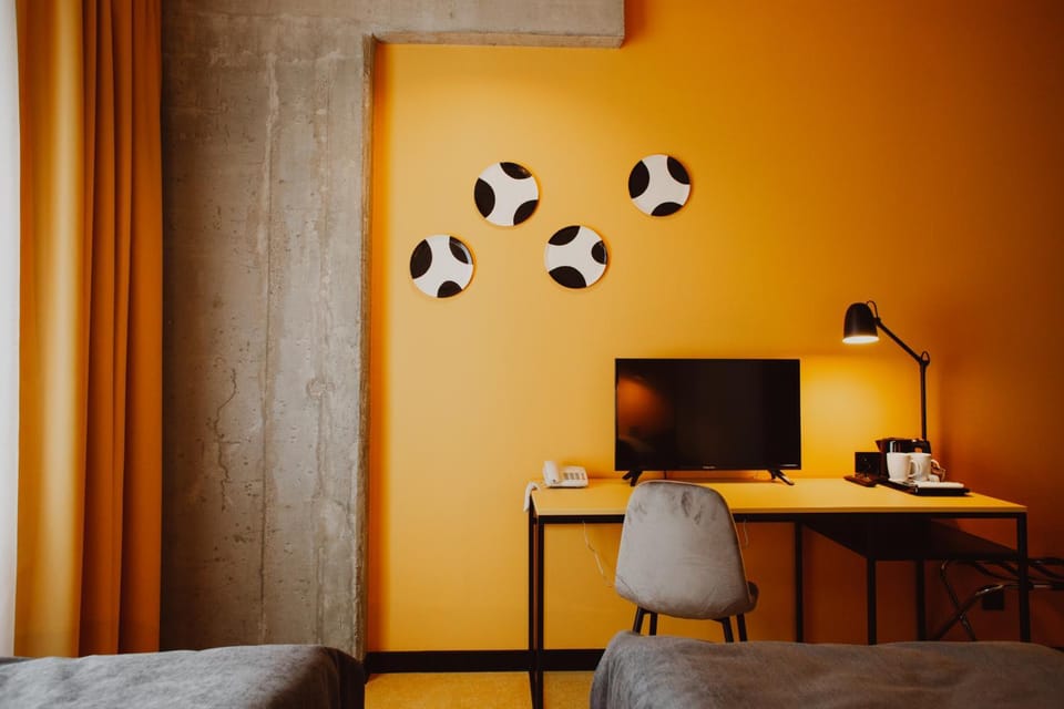 TV and multimedia, Decorative detail