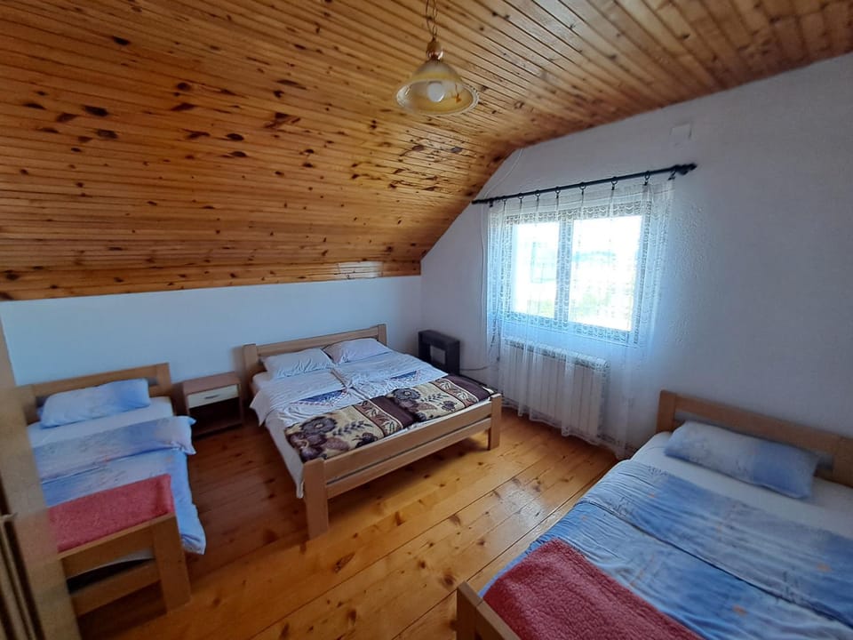 Apartments Đurđić Apartment in Montenegro