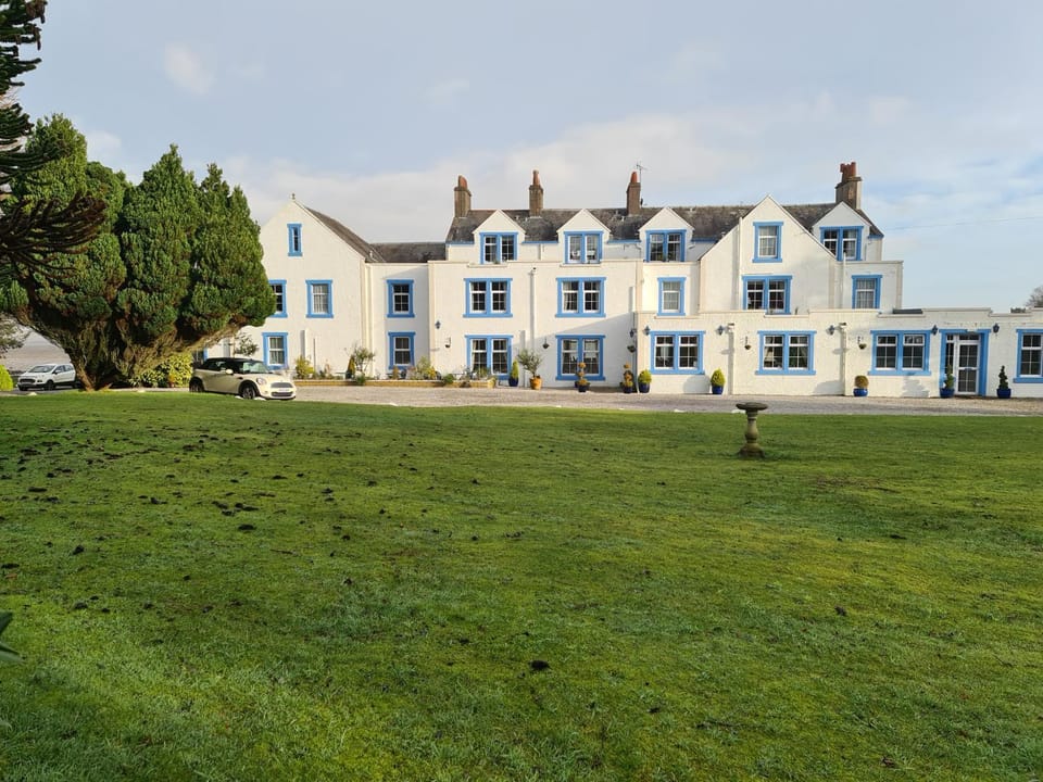 Property building, Garden, Garden view