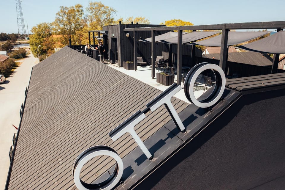 Property building, Balcony/Terrace