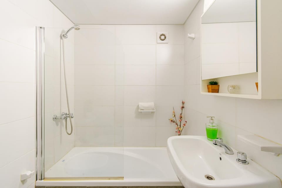 Bathroom, Public Bath, Bath