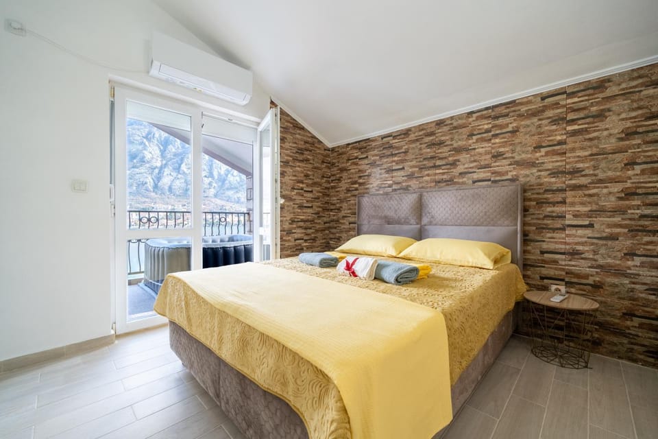 Apartments Vuković Apartment in Muo