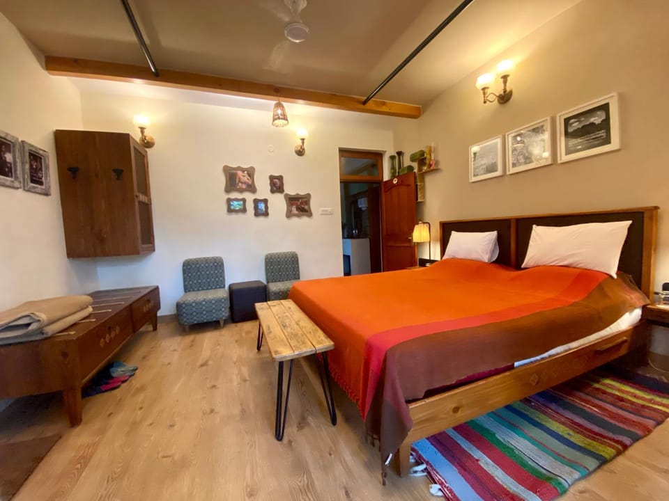 Coffee/tea facilities, Balcony/Terrace, River view