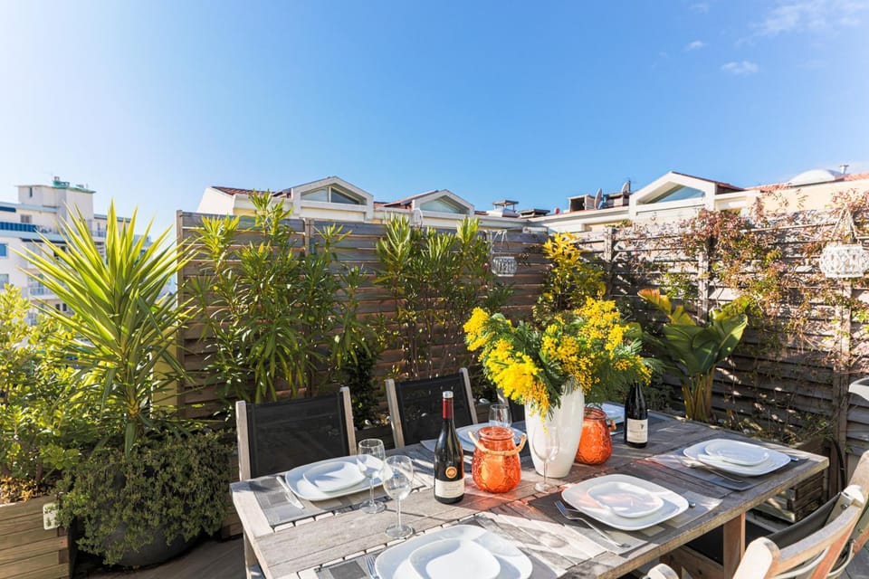 Balcony/Terrace, Dining area