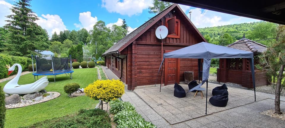 Property building, Spring, Natural landscape, Garden view