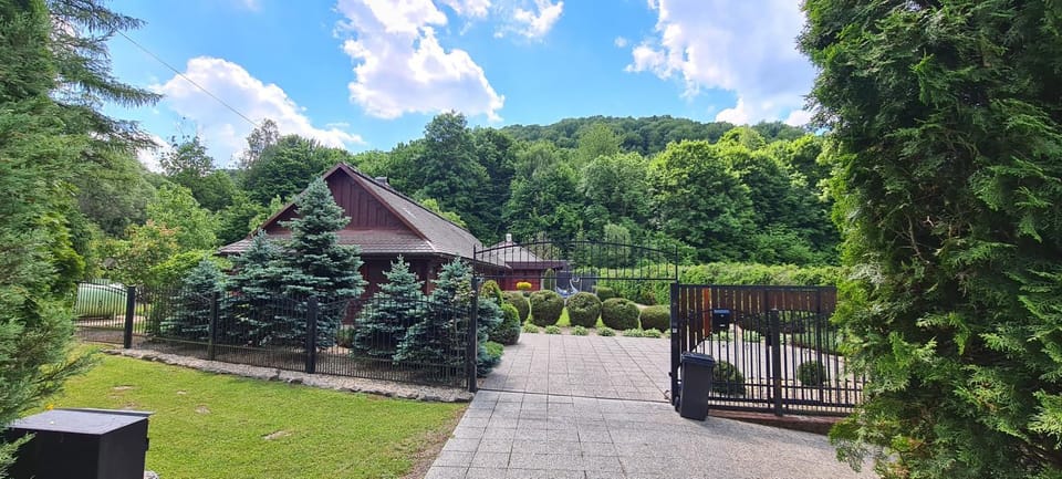 Property building, Natural landscape